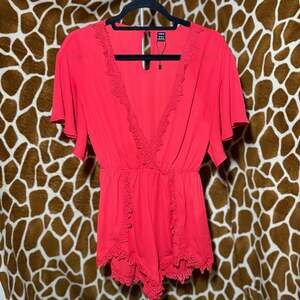 SHEIN Red Lace Trim Deep V-Neck Flutter Sleeve Romper Size M
